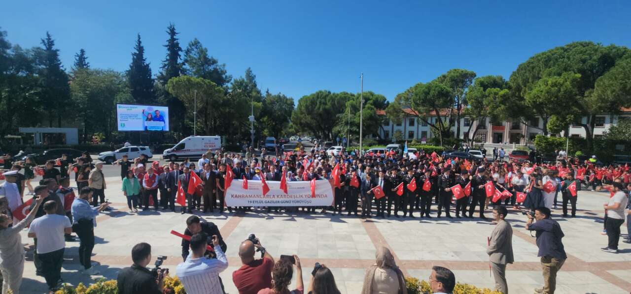 Muğla’da 19 Eylül Gaziler Günü İçin Anlamlı Yürüyüş 7